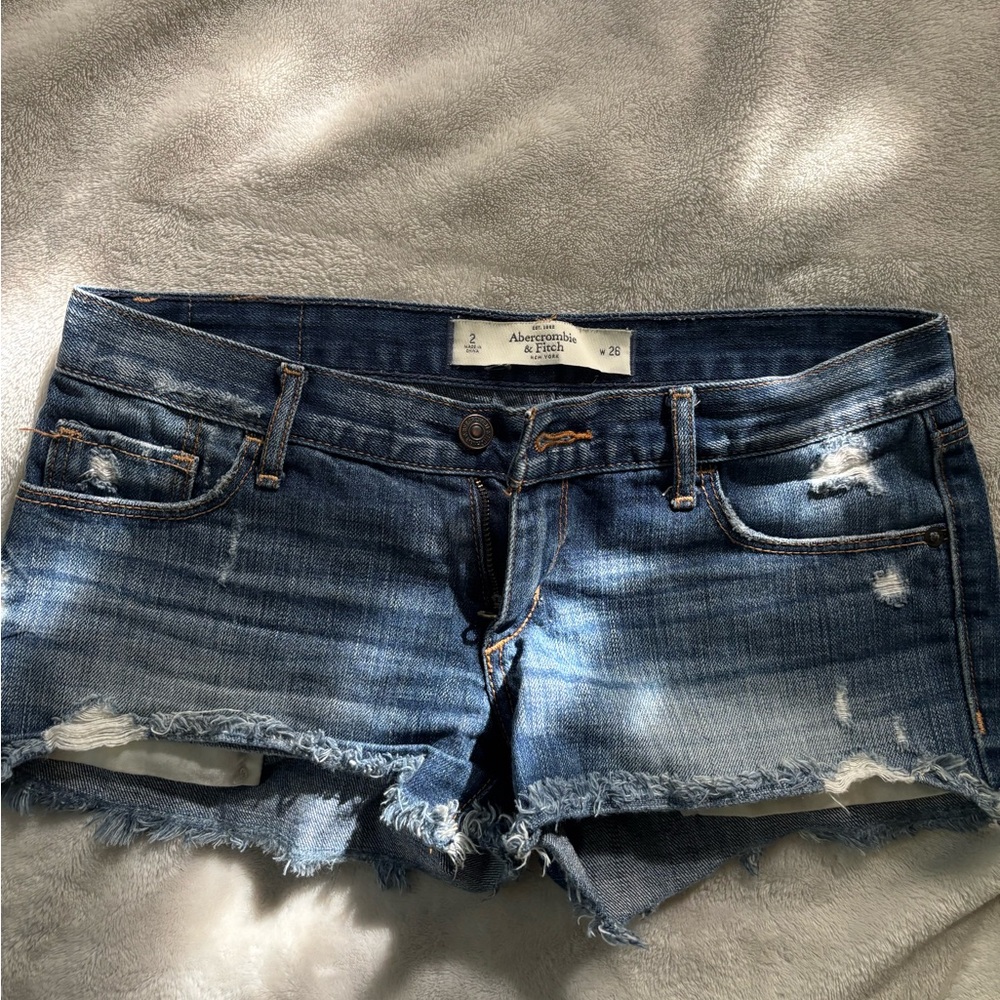 Abercrombie and Fitch low rise cut off shorts